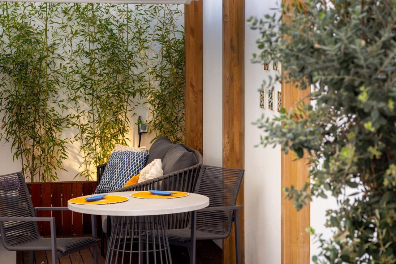 Stupendo- Two Rooms, Patio With Refreshing Pond-Center-Air Conditioning-Free Park 리스본 외부 사진