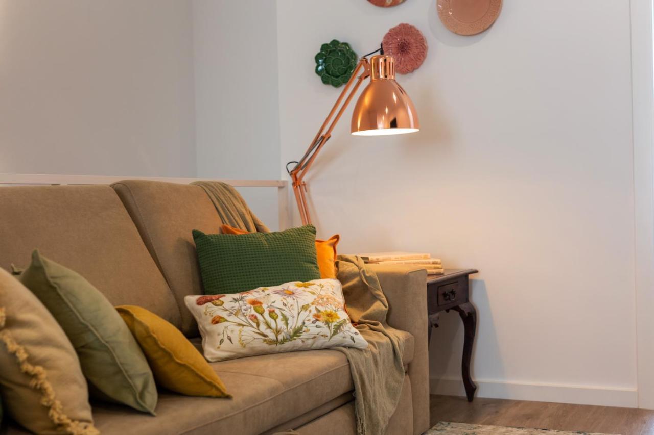 Stupendo- Two Rooms, Patio With Refreshing Pond-Center-Air Conditioning-Free Park 리스본 외부 사진