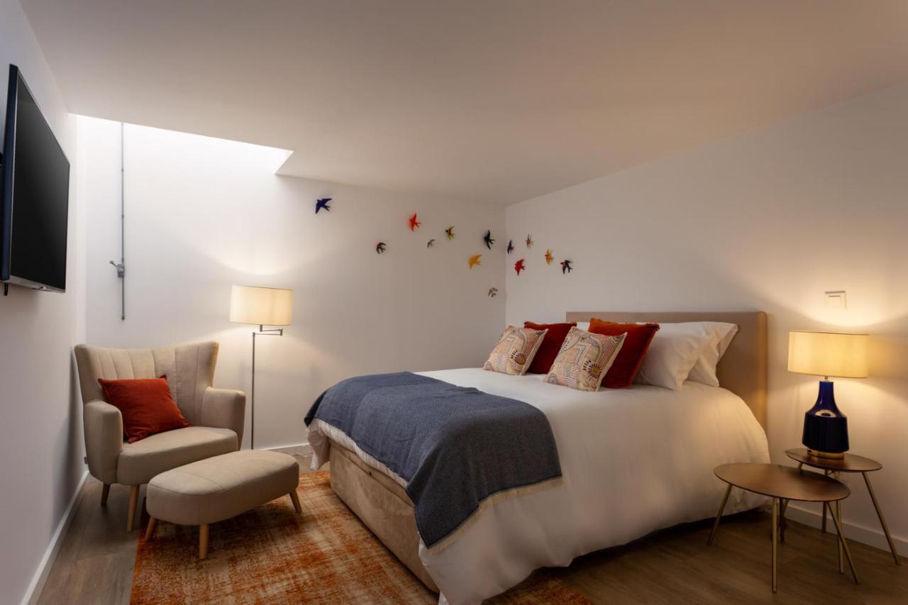 Stupendo- Two Rooms, Patio With Refreshing Pond-Center-Air Conditioning-Free Park 리스본 외부 사진