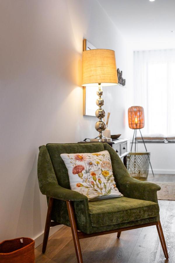 Stupendo- Two Rooms, Patio With Refreshing Pond-Center-Air Conditioning-Free Park 리스본 외부 사진